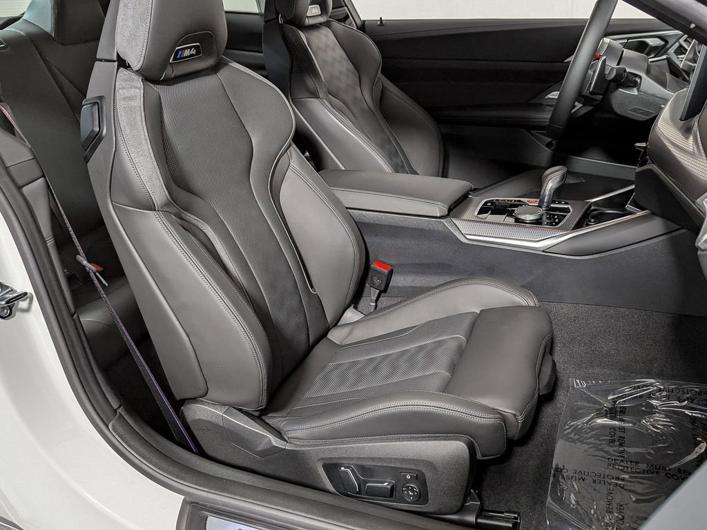 Used 2025 BMW M4 xDrive Competition w/ Executive Package image 28