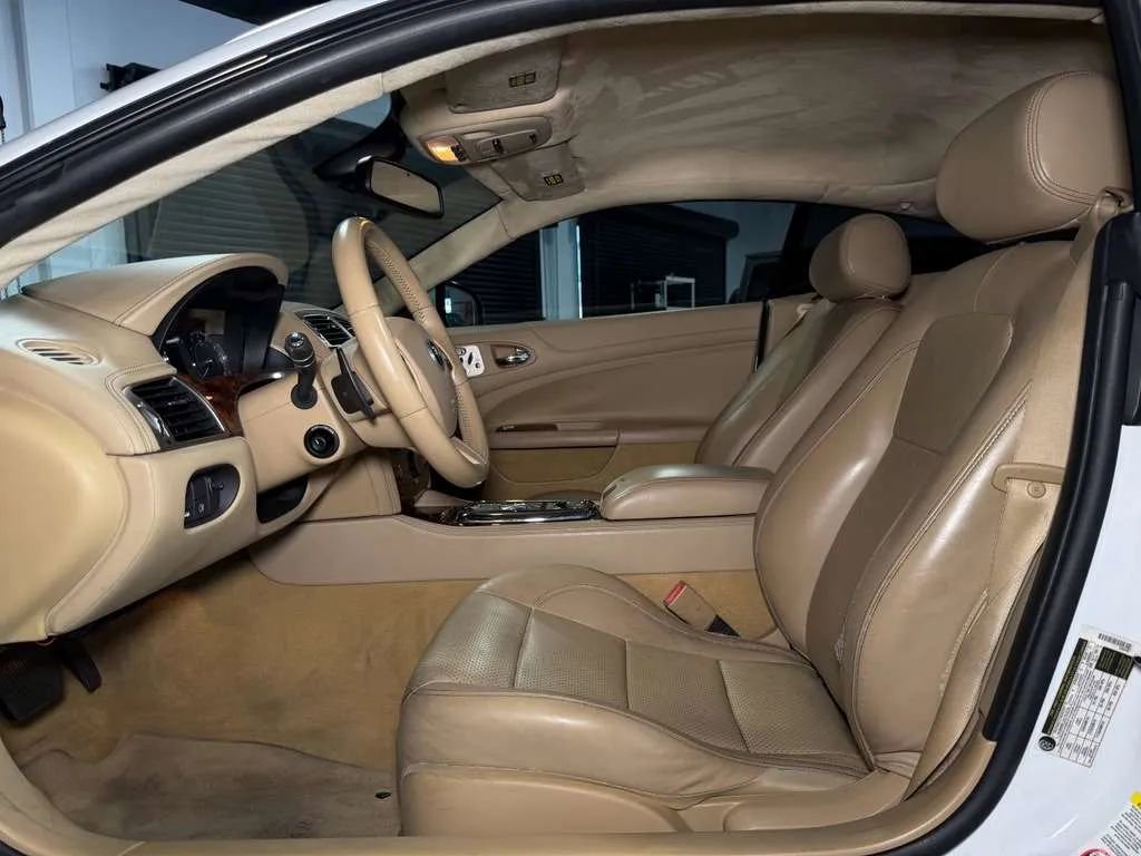 Used 2011 Jaguar XK Coupe RWD image 16