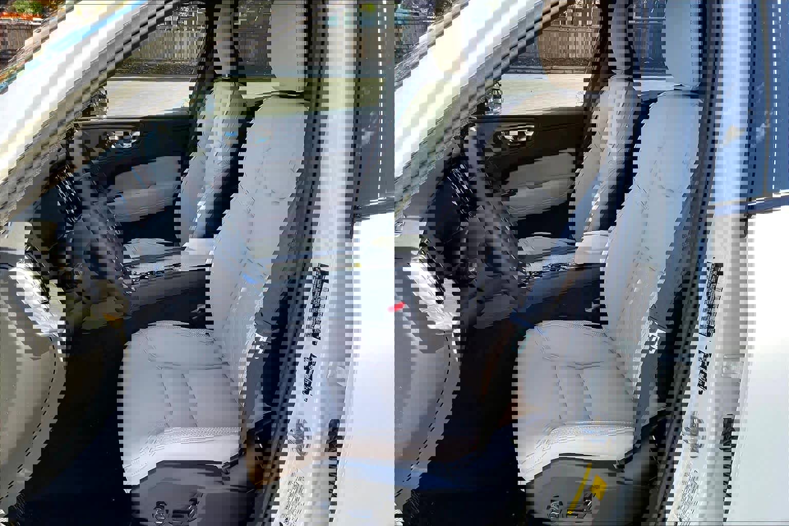 New 2026 Volvo XC60 B5 Plus w/ Protection Package Premier image 11