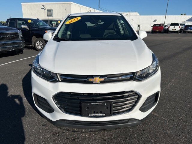 Used 2019 Chevrolet Trax LS image 2