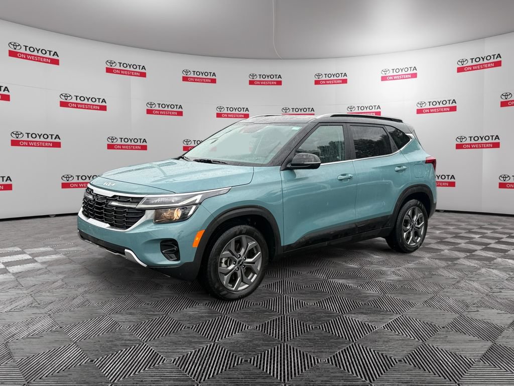 Used 2024 Kia Seltos S AWD/4WD image 1