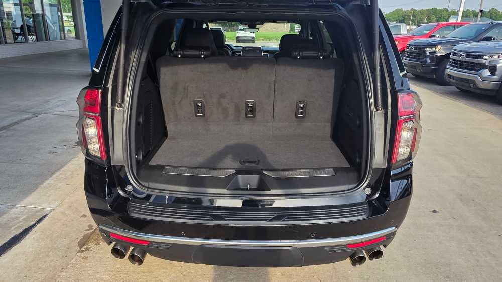 Used 2022 Chevrolet Tahoe High Country w/ Max Trailering Package AWD/4WD image 9
