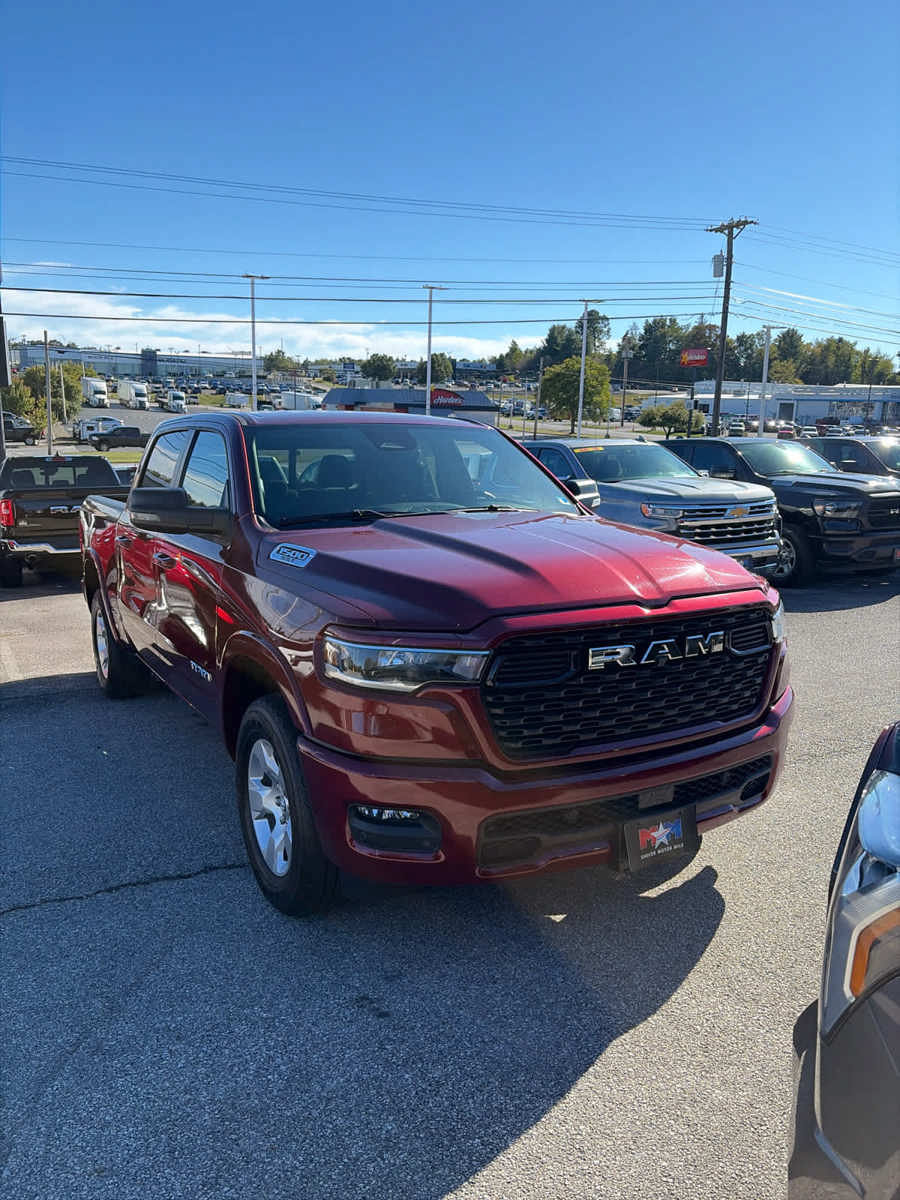 Used 2025 RAM 1500 Big Horn AWD/4WD image 18