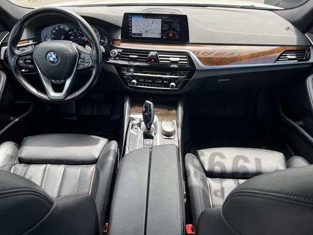 Used 2017 BMW 530i xDrive AWD/4WD image 28