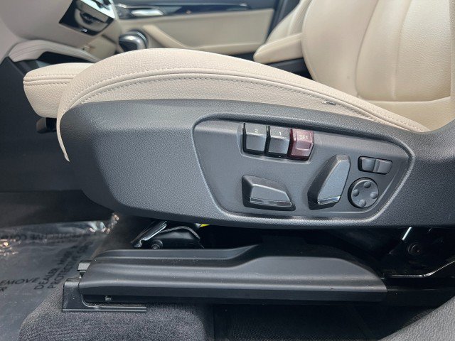 Used 2018 BMW X1 xDrive28i w/ Premium Package AWD/4WD image 13