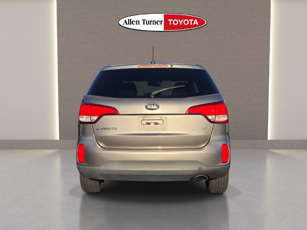 Used 2015 Kia Sorento LX FWD image 5