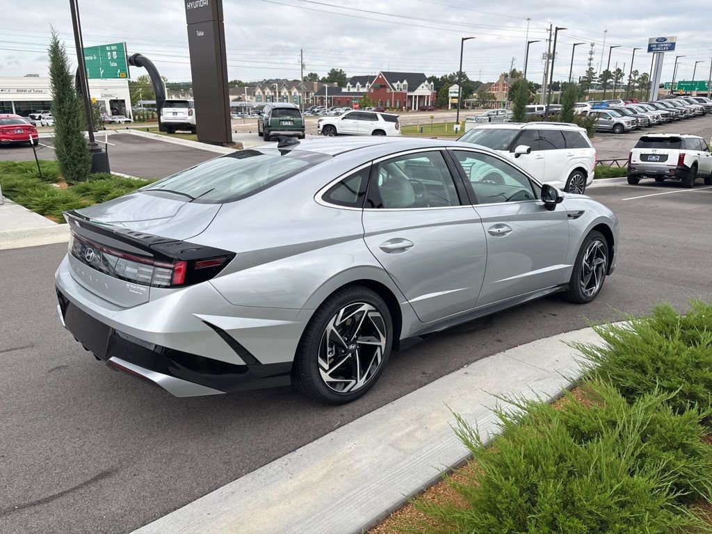 New 2026 Hyundai Sonata SEL FWD image 6