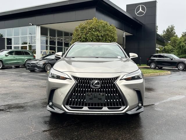 Used 2022 Lexus NX 350 AWD image 3