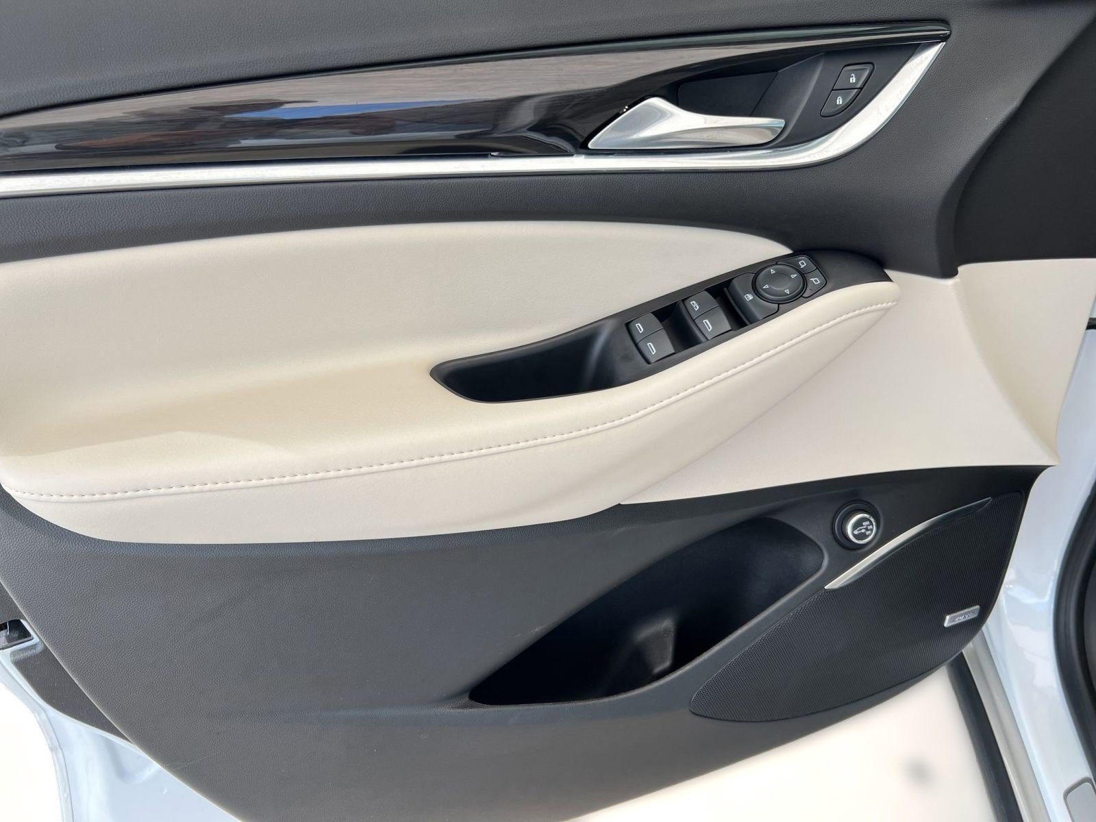 Certified 2023 Buick Enclave Essence w/ Experience Buick Package image 13