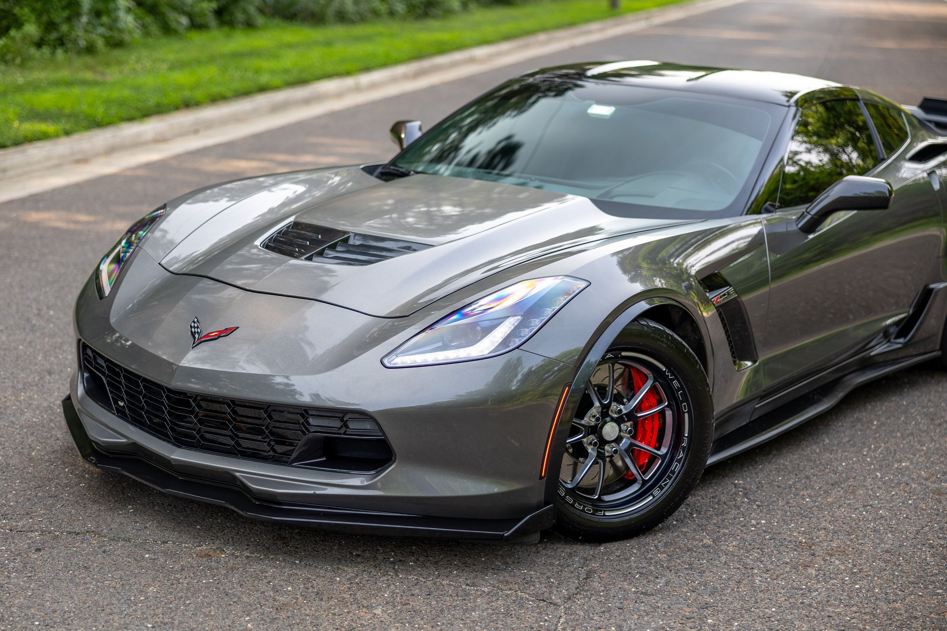 Used 2016 Chevrolet Corvette Z06 w/ Battery Protection Package RWD image 5