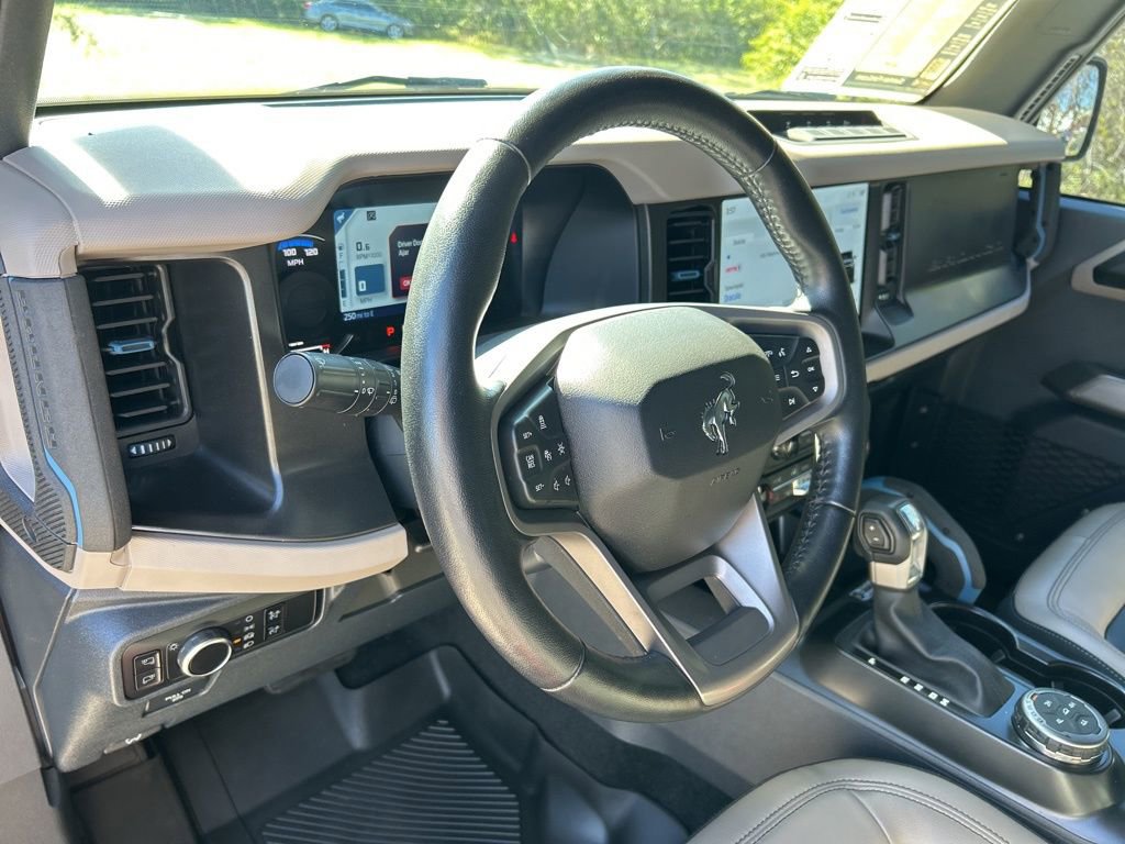 Used 2023 Ford Bronco Wildtrak image 20