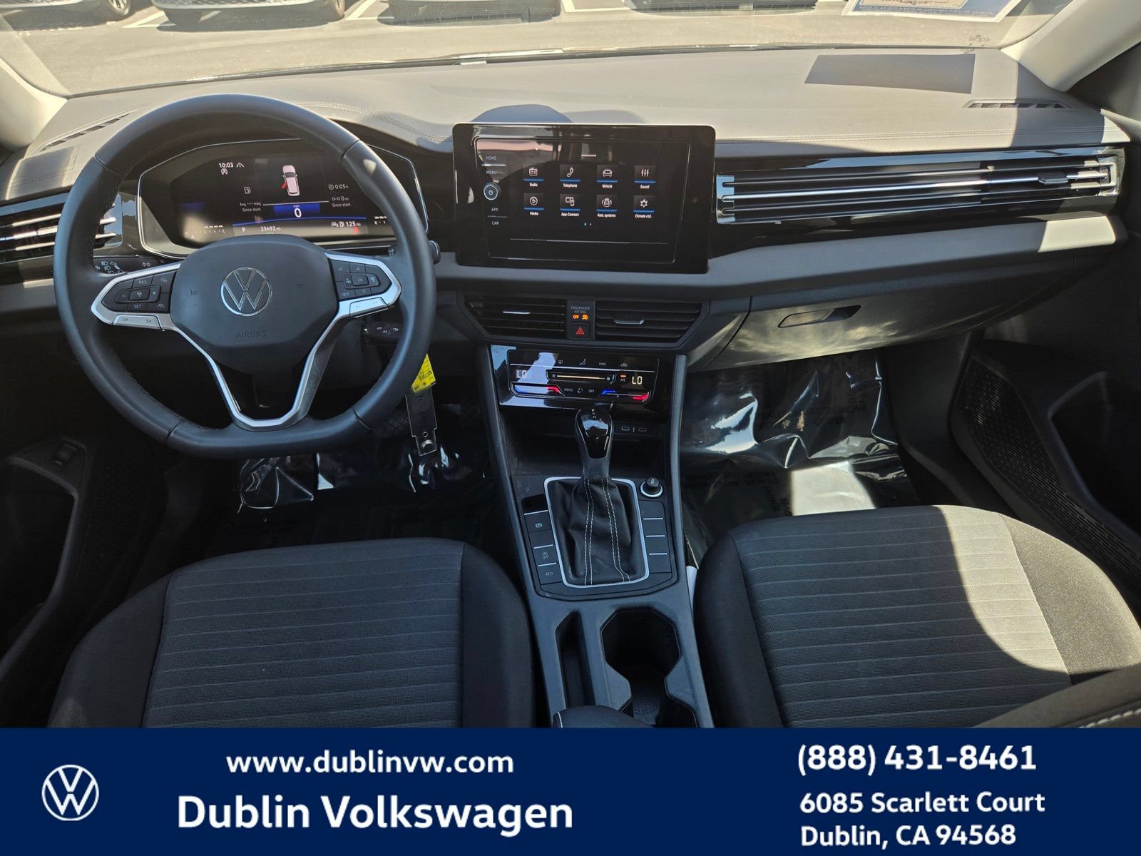 Certified 2025 Volkswagen Jetta S FWD image 13