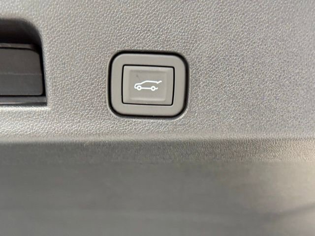 New 2026 Chevrolet Traverse LT image 5