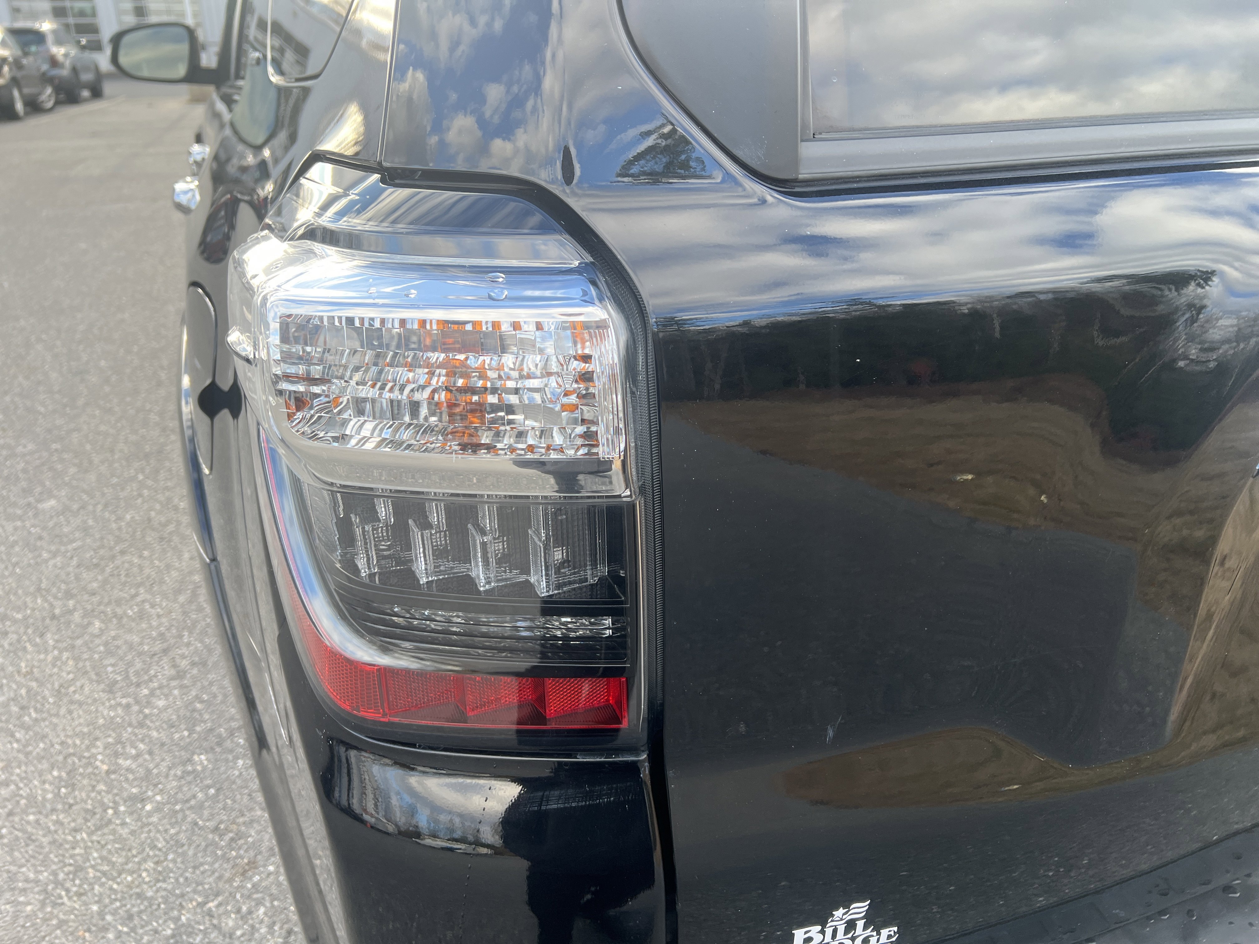 Used 2023 Toyota 4Runner Limited image 11