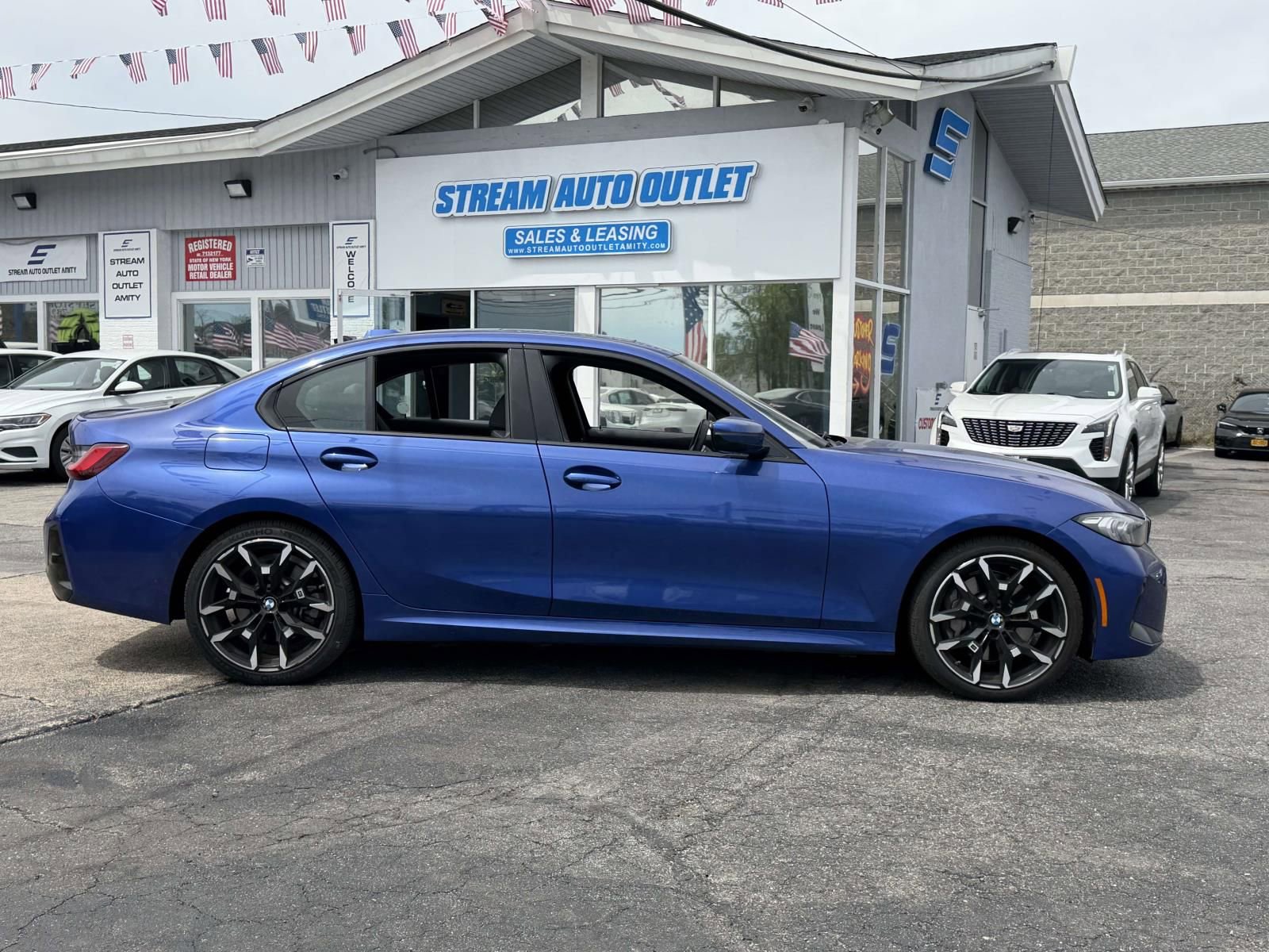 Used 2026 BMW 330i xDrive Sedan AWD/4WD image 9