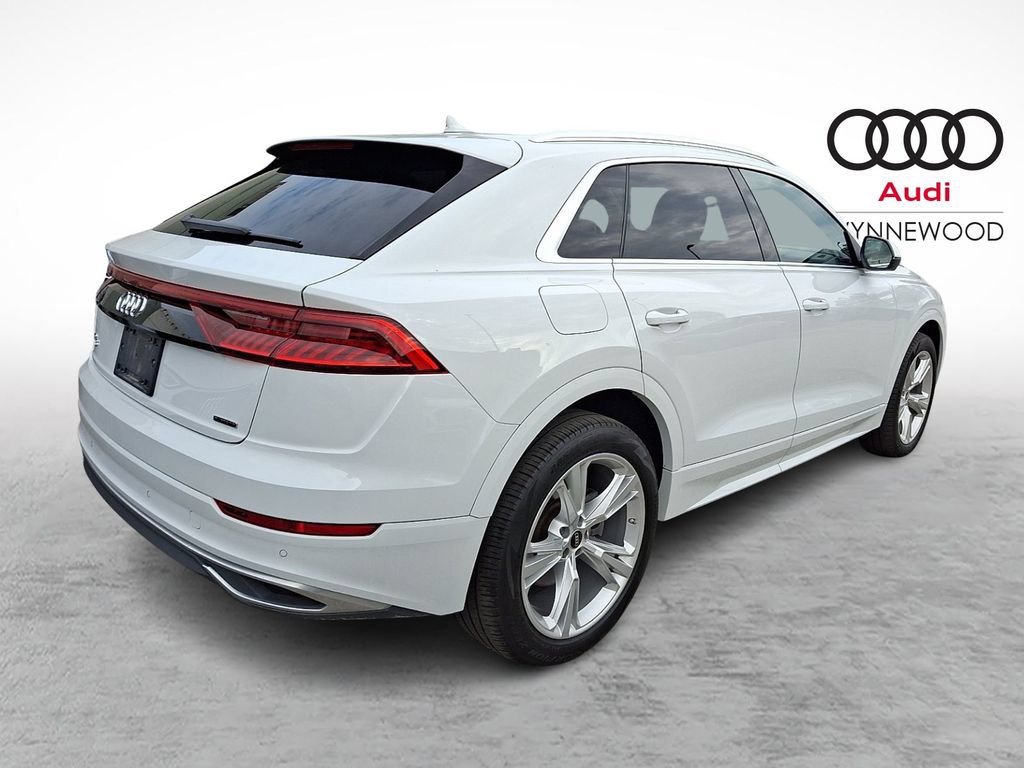 Used 2023 Audi Q8 Premium AWD/4WD image 6