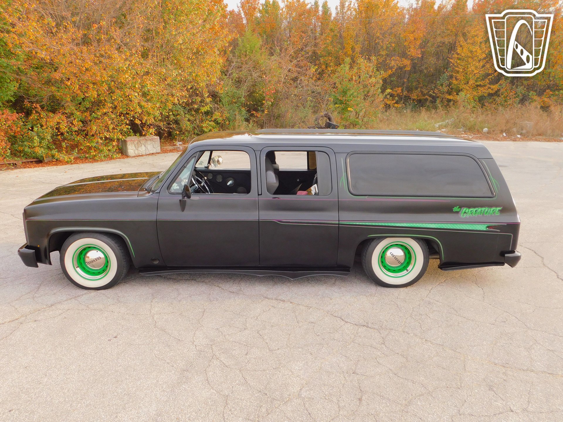 Used 1988 Chevrolet Suburban 2WD image 12