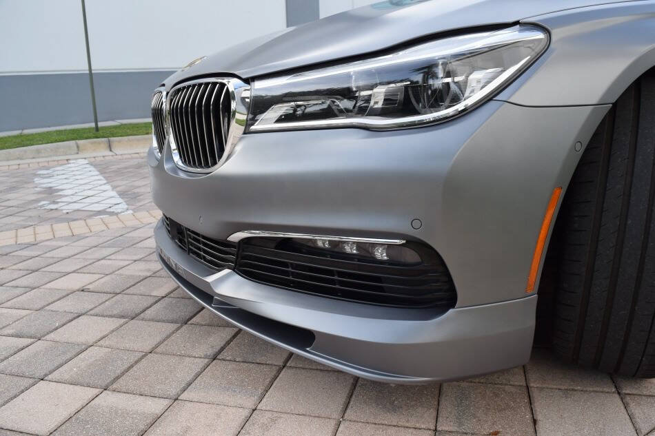 Used 2018 BMW ALPINA B7 xDrive w/ Luxury Rear Seating Package AWD/4WD image 15