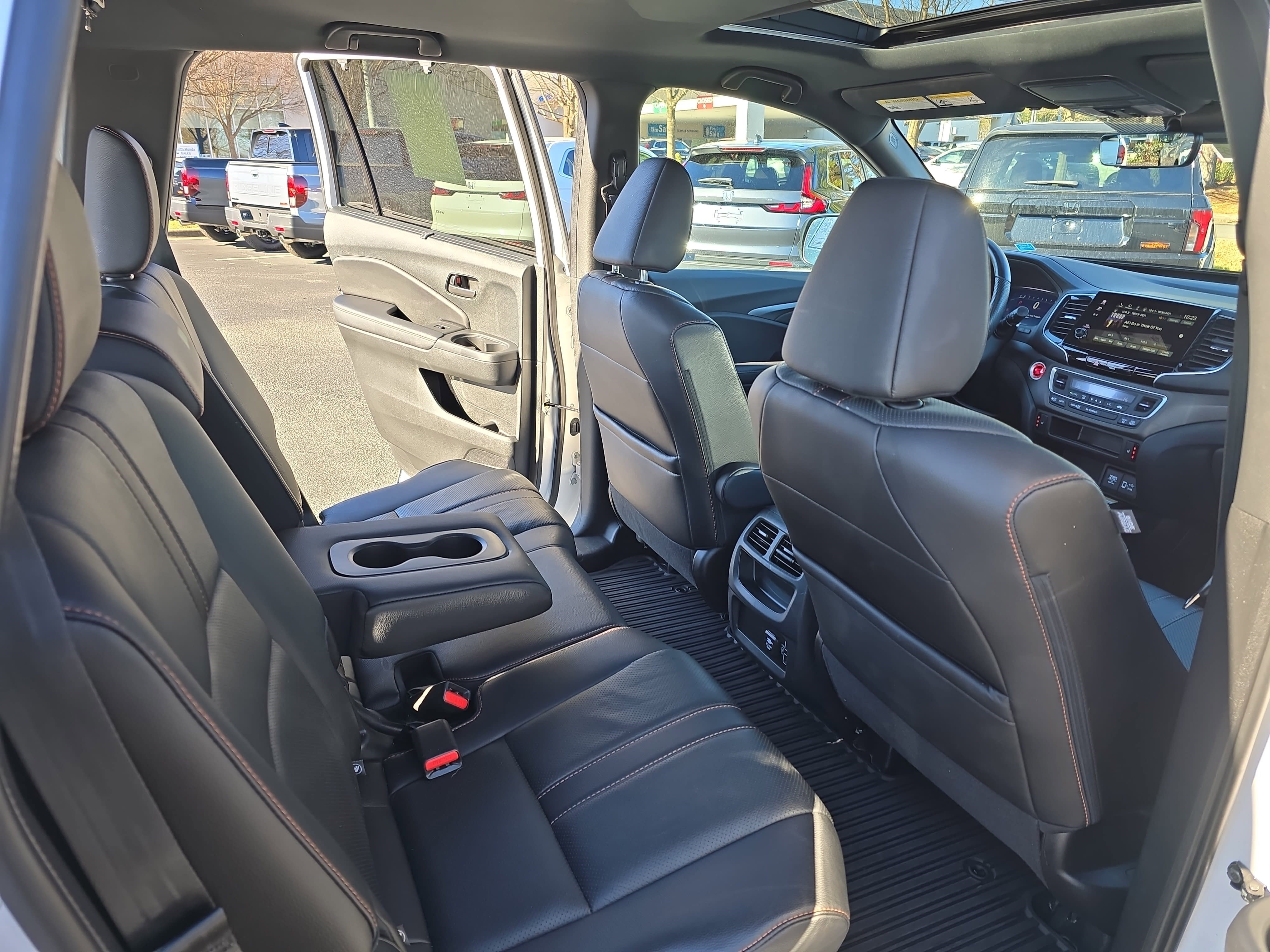 Used 2023 Honda Passport TrailSport image 11