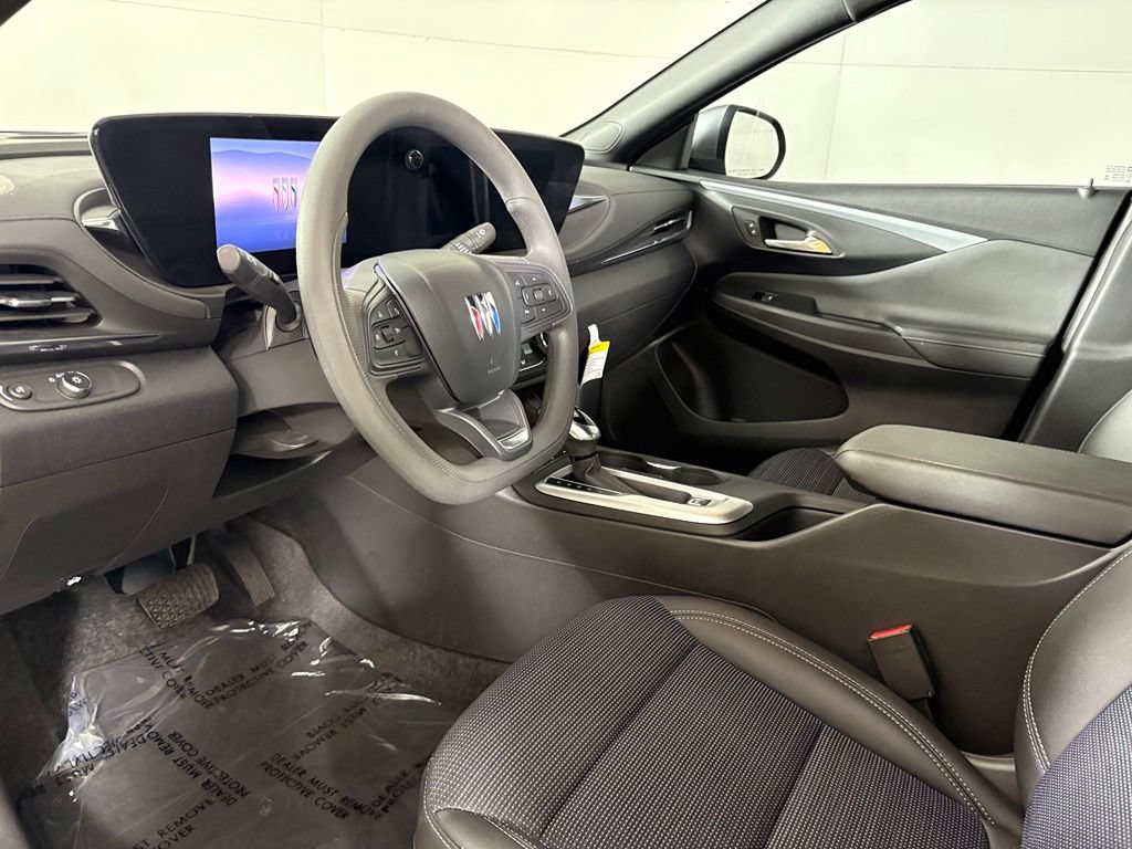 Certified 2025 Buick Envista Preferred FWD image 26