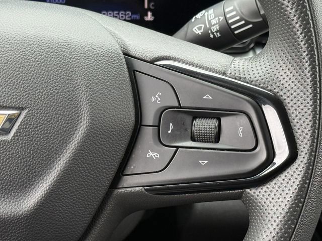 Certified 2025 Chevrolet Trax LT FWD image 17