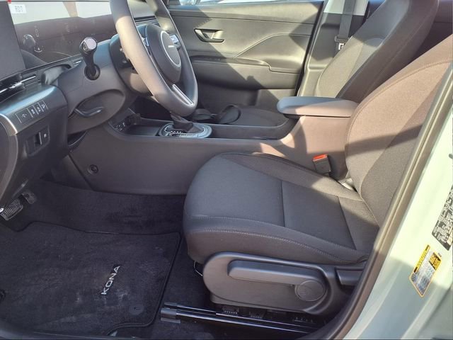 New 2026 Hyundai Kona SE image 16