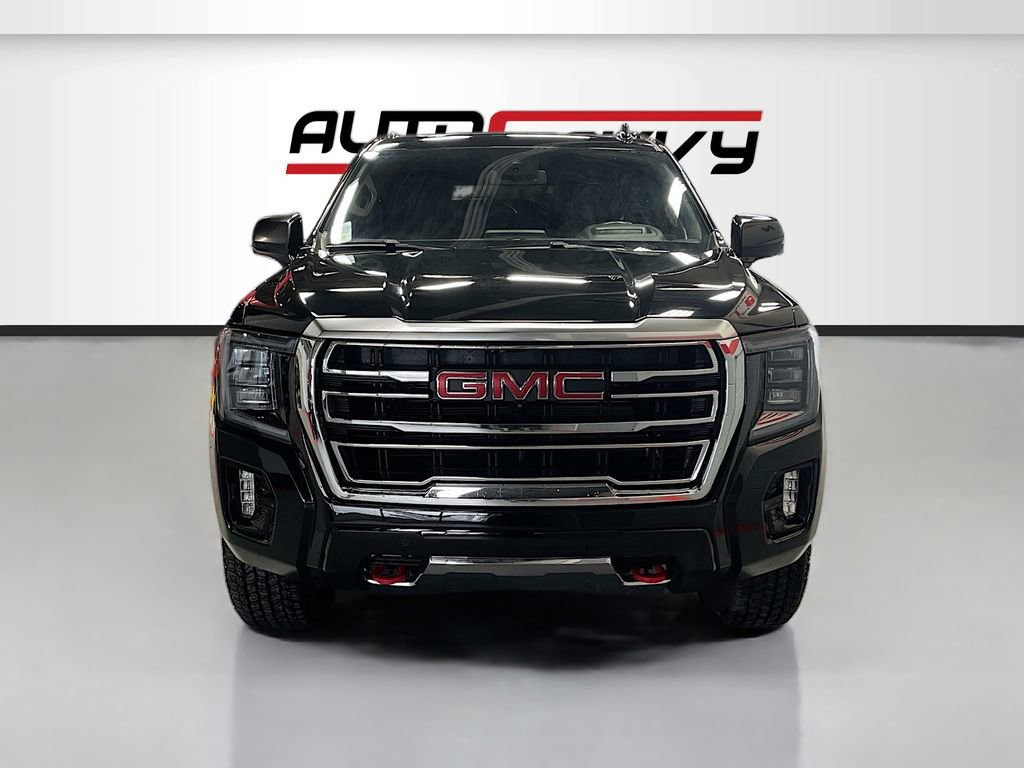 Used 2024 GMC Yukon XL AT4 w/ Technology Package image 2