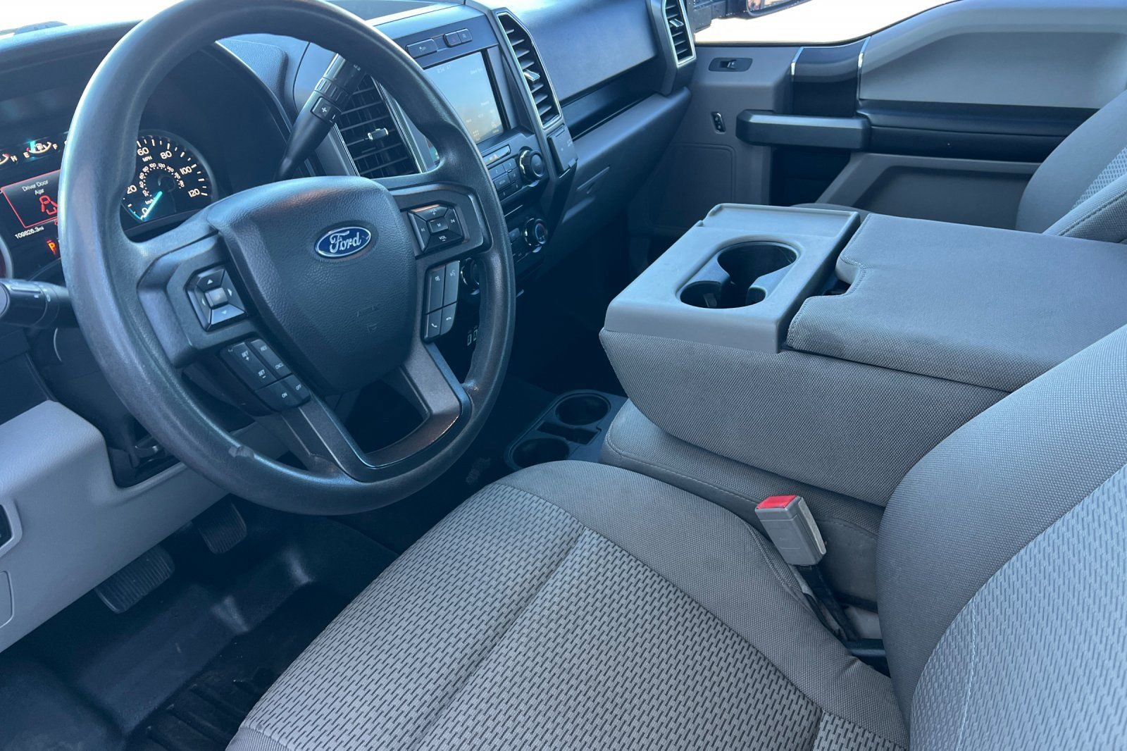 Used 2018 Ford F150 XLT w/ Max Trailer Tow Package image 11