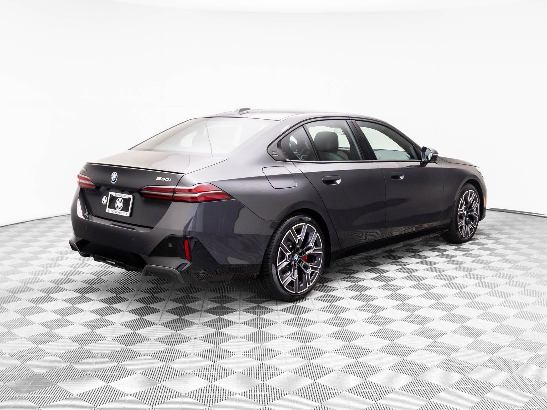 New 2026 BMW 530i xDrive w/ Executive Package AWD/4WD image 6