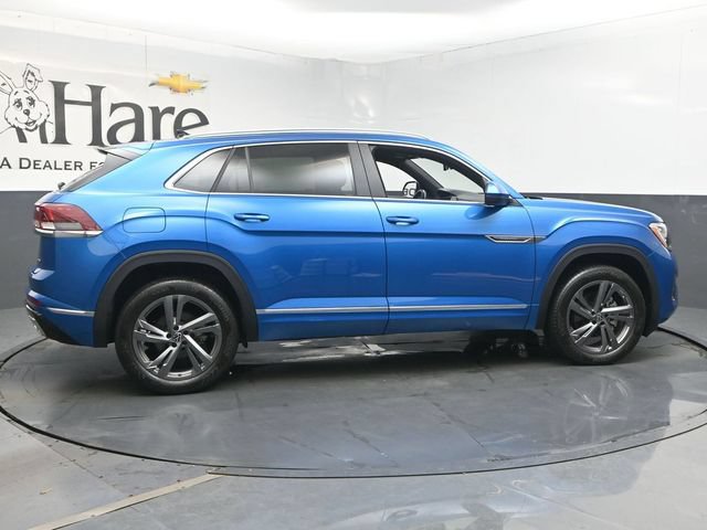 Used 2024 Volkswagen Atlas Cross Sport SEL R-Line AWD/4WD image 38