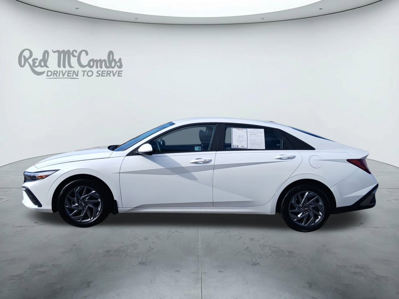 Certified 2024 Hyundai Elantra SEL image 2