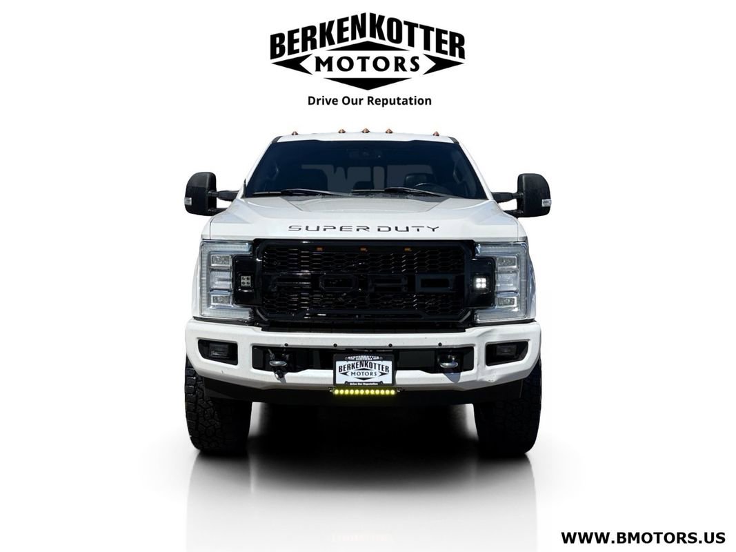 Used 2018 Ford F250 Platinum w/ Platinum Ultimate Package image 8