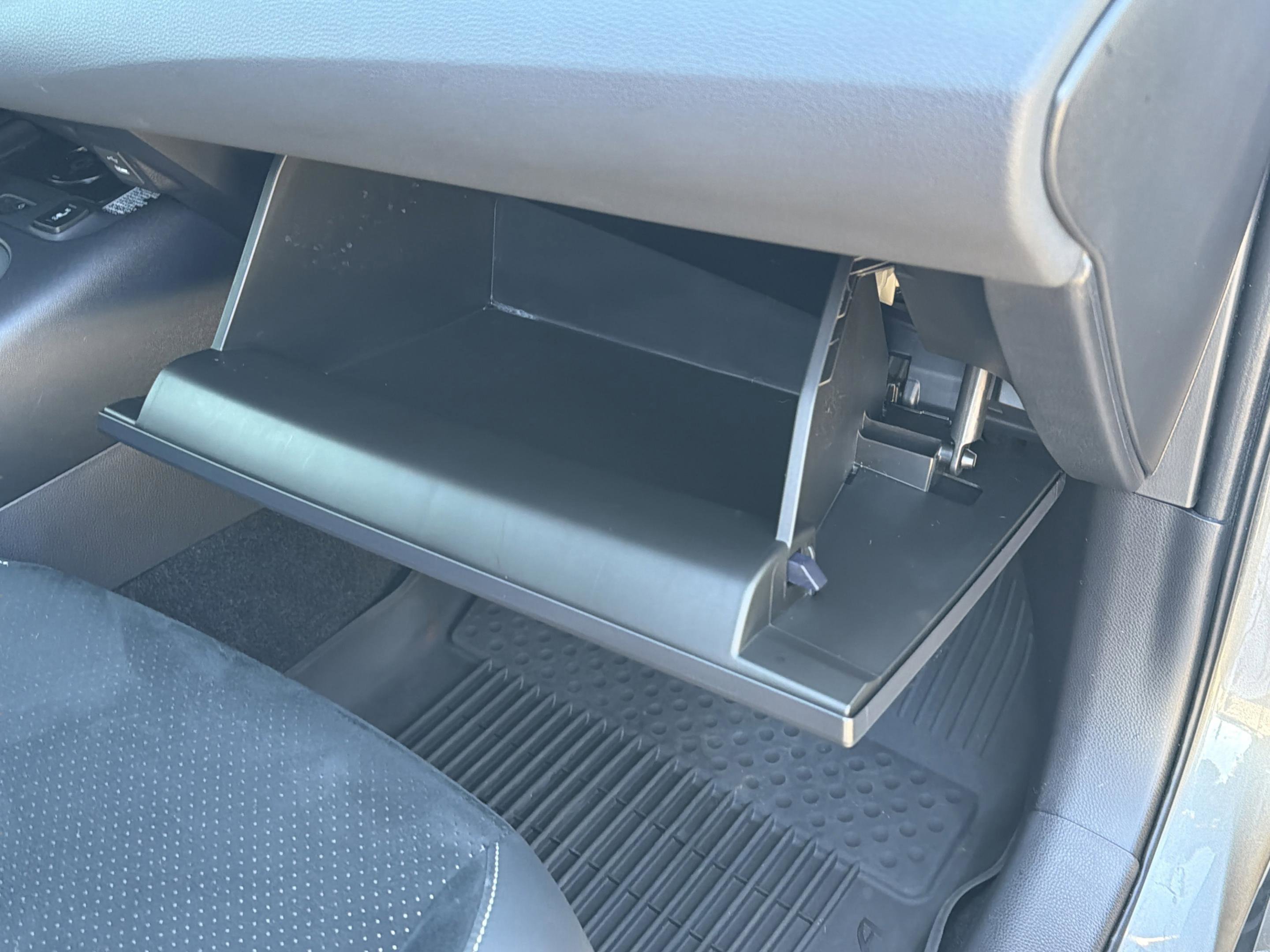 Used 2025 Toyota Corolla Premium image 39