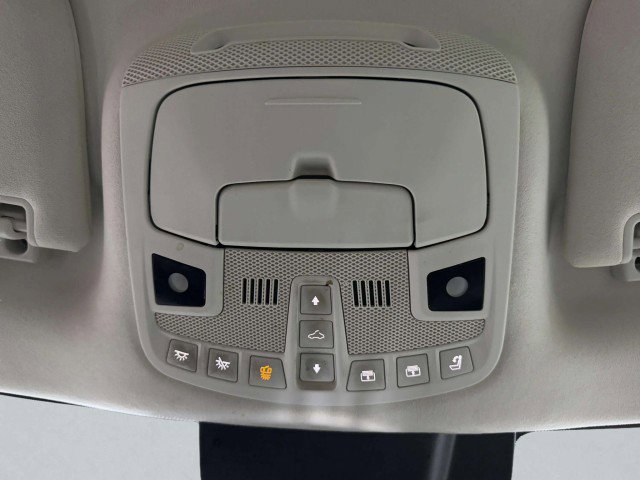 Used 2020 Lincoln Navigator L Black Label w/ Cargo Convenience Package image 37