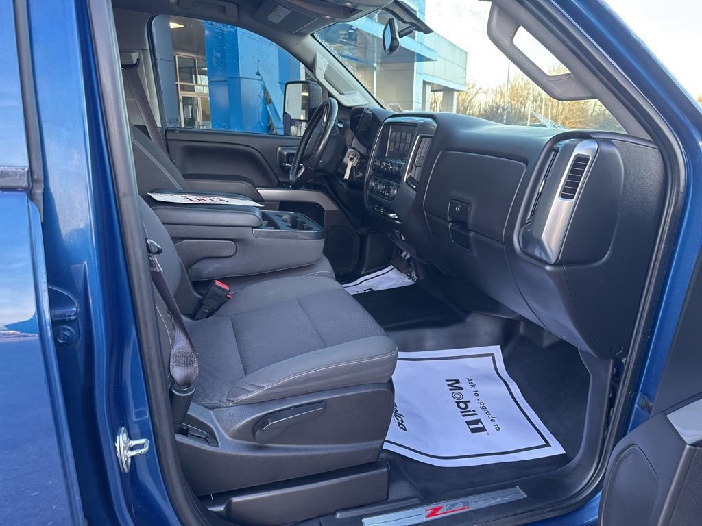 Used 2017 Chevrolet Silverado 2500 LT image 27