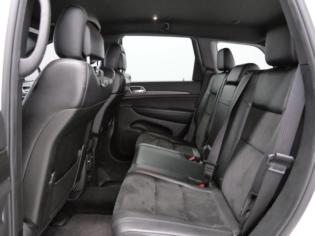Certified 2018 Jeep Grand Cherokee Altitude AWD/4WD image 14