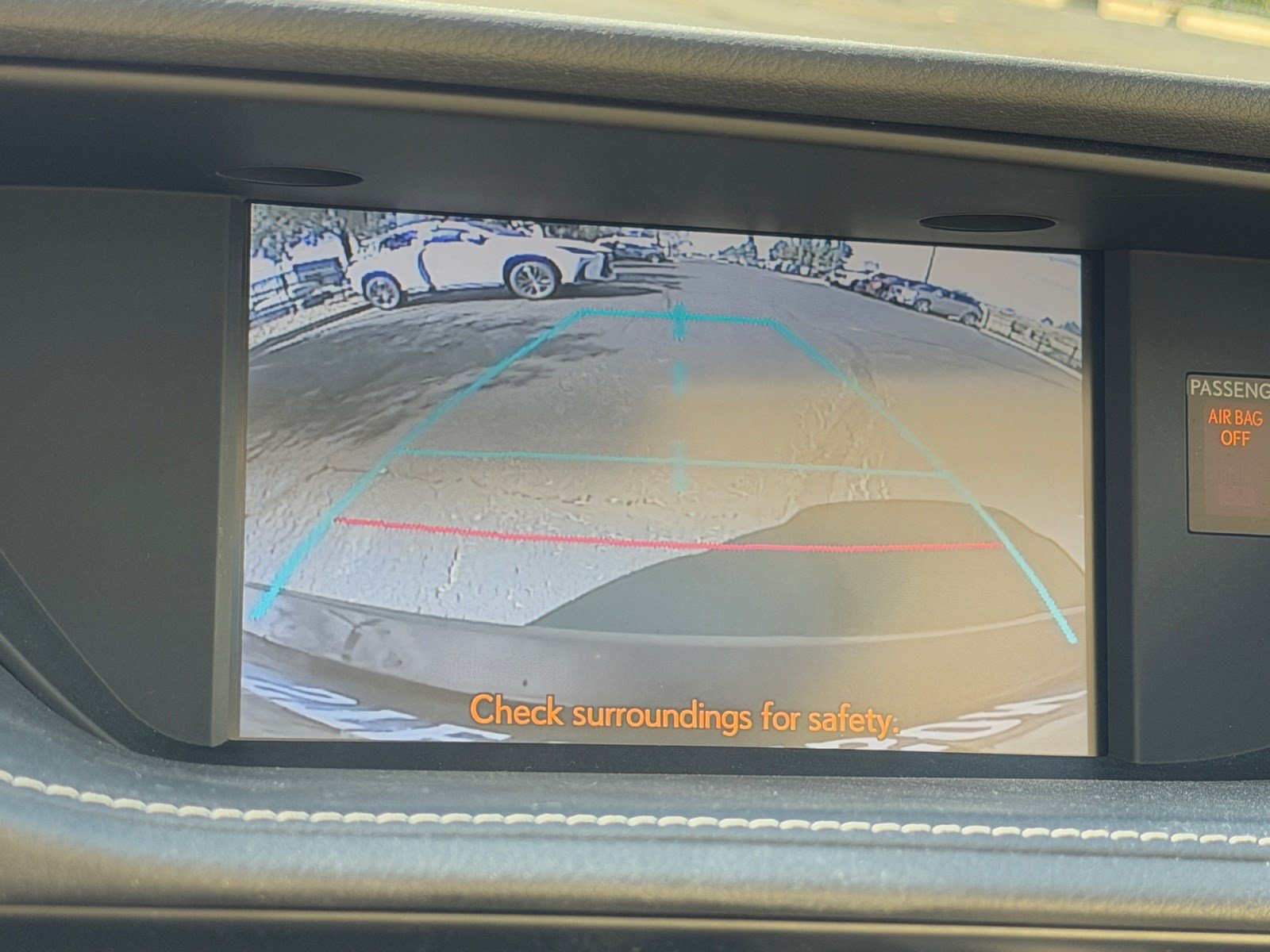 Used 2013 Lexus ES 300h w/ Premium Pkg FWD image 27
