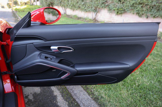 Used 2019 Porsche 718 Boxster S RWD image 24