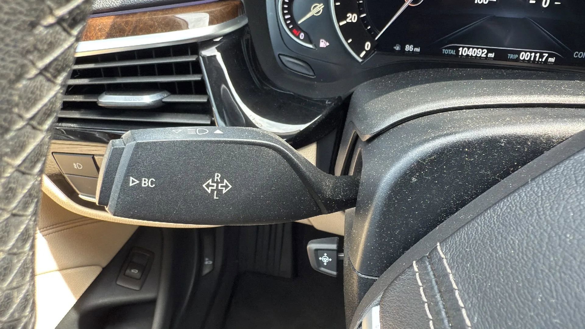 Used 2017 BMW 530i xDrive image 15