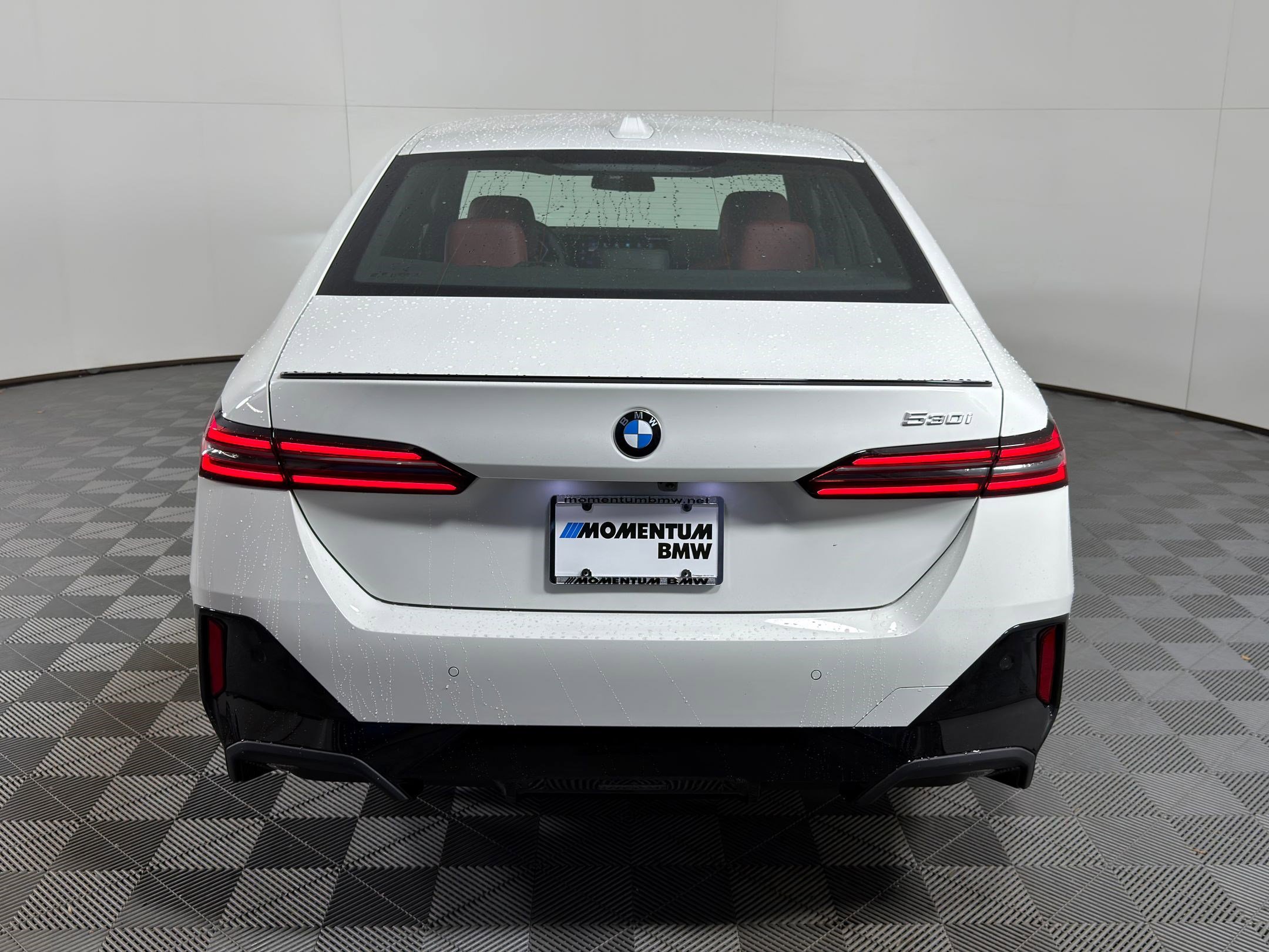 Used 2026 BMW 530i w/ M Sport Package RWD image 8