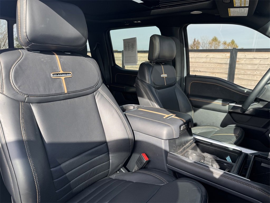Used 2024 Ford F350 Platinum image 19