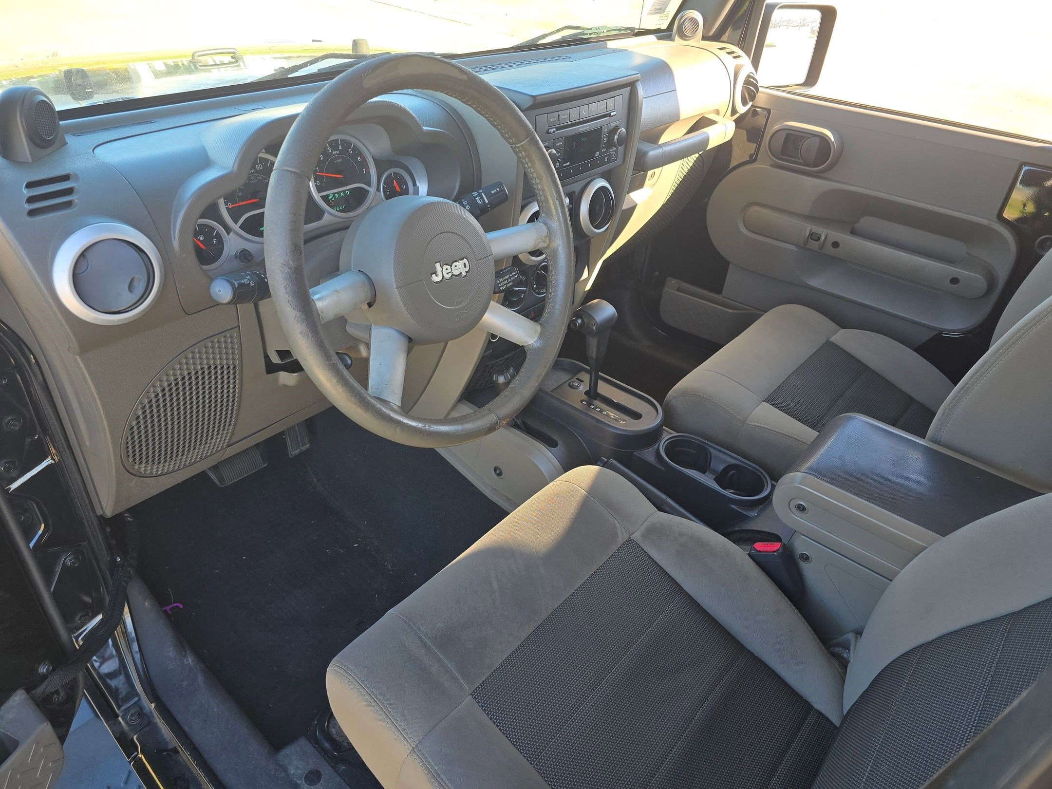 Used 2013 Ford F150 XLT w/ XLT Chrome Pkg image 4