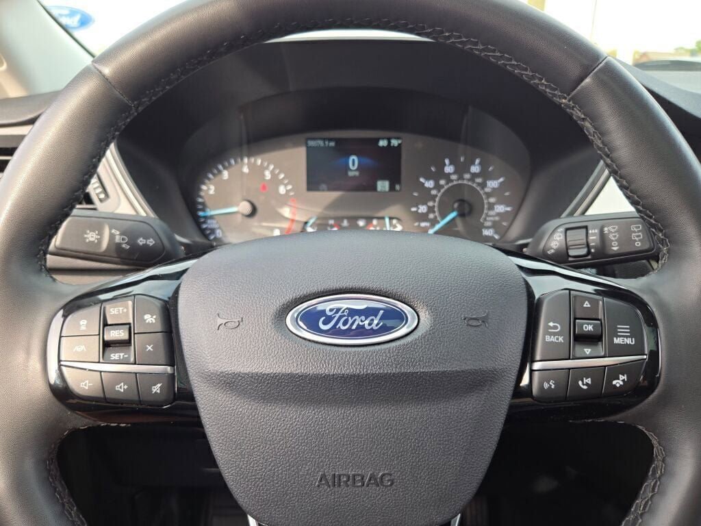 Used 2022 Ford Escape SE w/ Cold Weather Package image 38