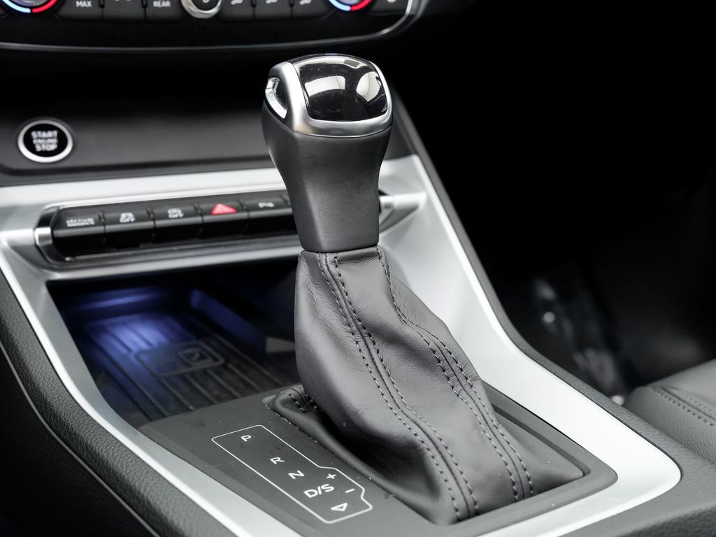 Used 2022 Audi Q3 2.0T Premium Plus image 17