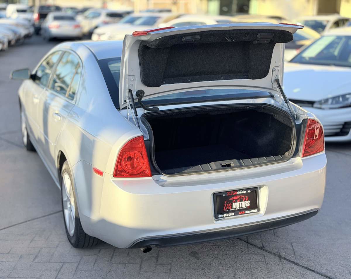 Used 2012 Chevrolet Malibu LS image 8