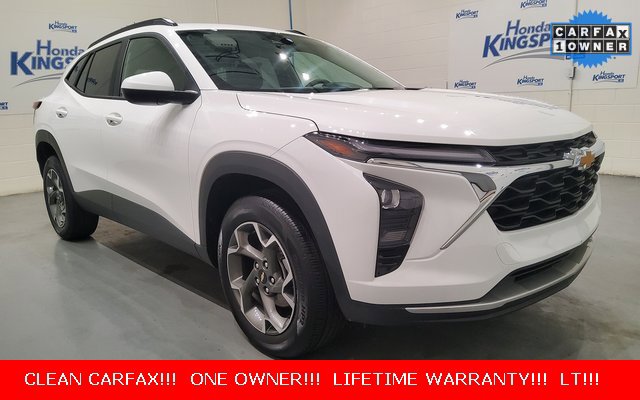 Used 2024 Chevrolet Trax LT image 1