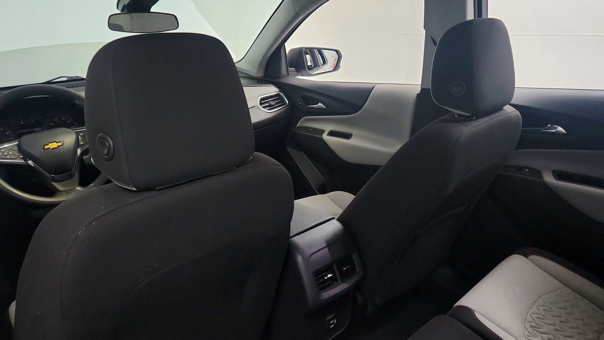 Certified 2024 Chevrolet Equinox LS w/ Driver Confidence II Package FWD image 24