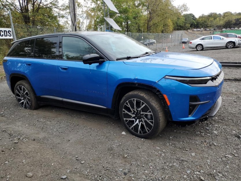 Used 2025 Jeep Wagoneer Limited image 1