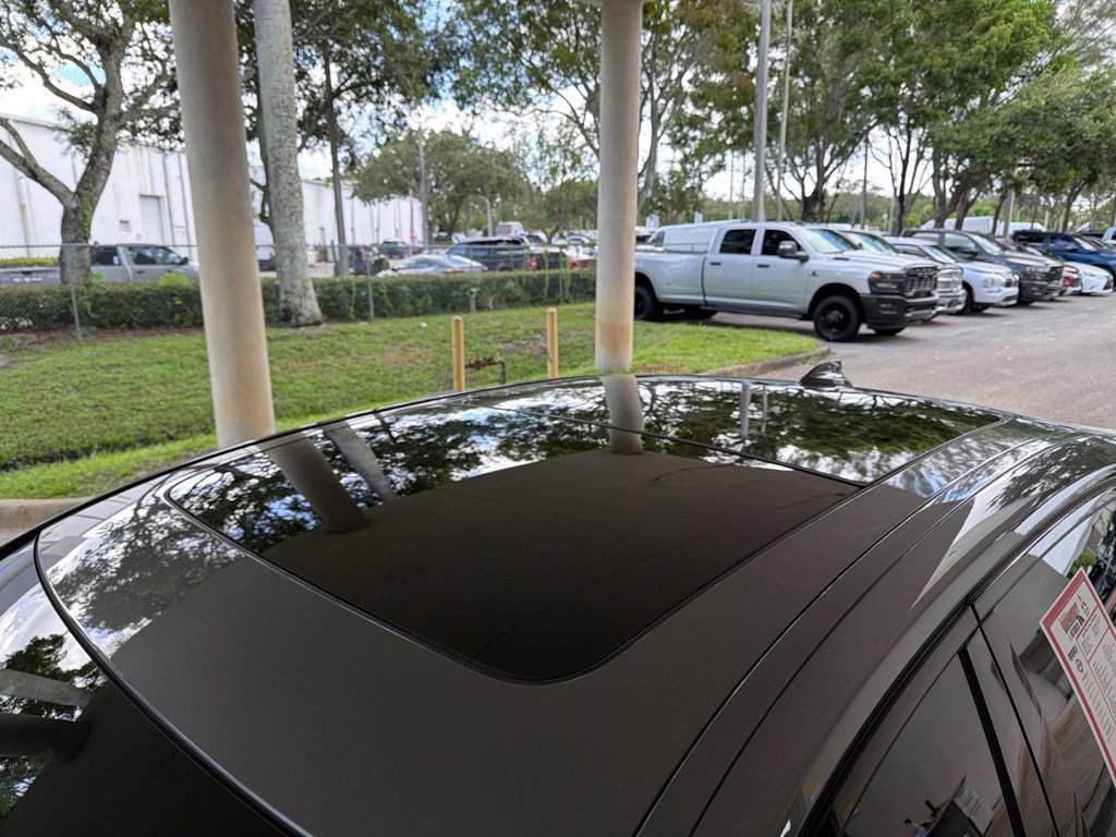 Used 2019 BMW 740i xDrive w/ Executive Package AWD/4WD image 17