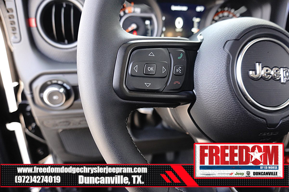 Certified 2026 Jeep Wrangler Unlimited Rubicon AWD/4WD image 25